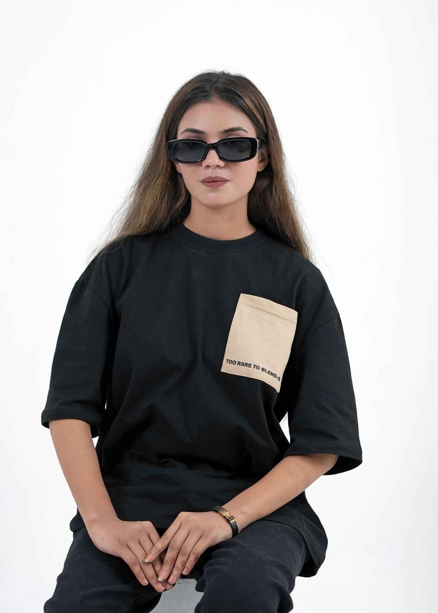 Black Tee (Beige Pocket)